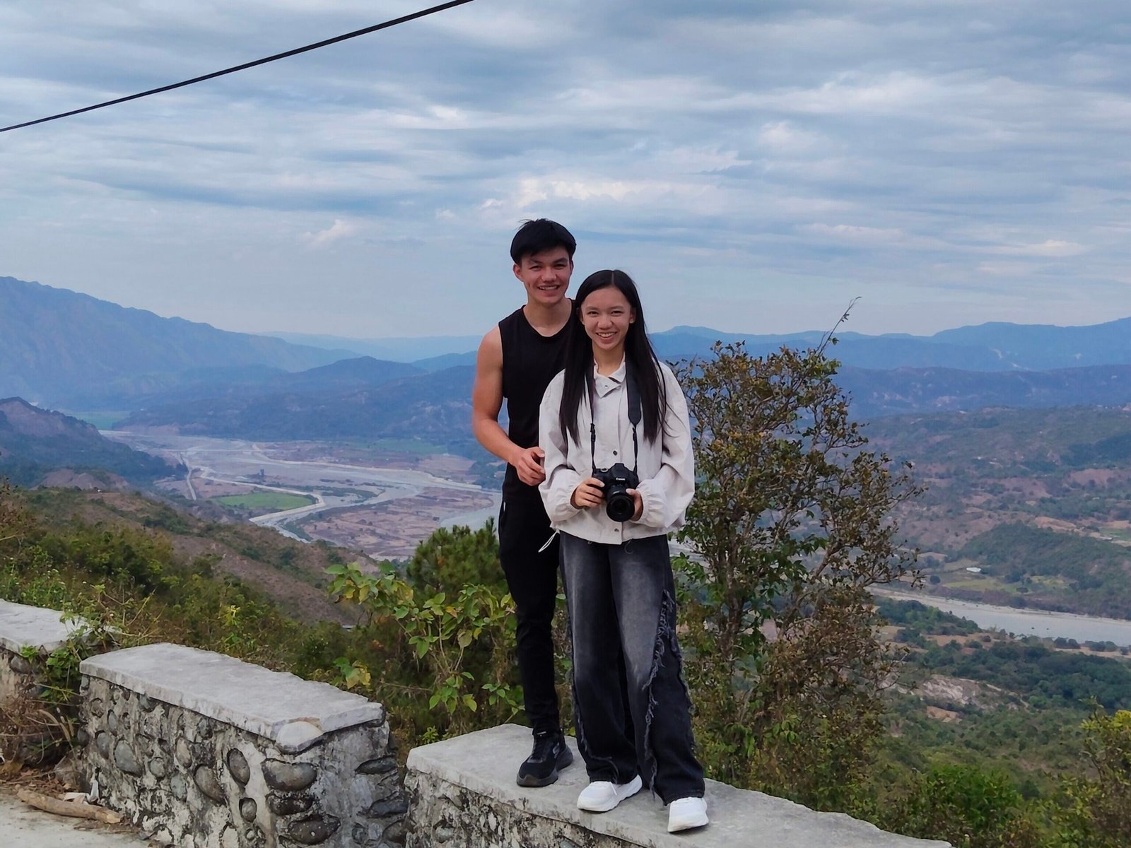 Gazing Upon the Breathtaking Beauty of Abra River oplus 288