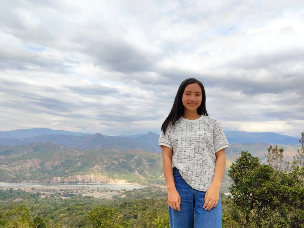 Gazing Upon the Breathtaking Beauty of Abra River oplus 256